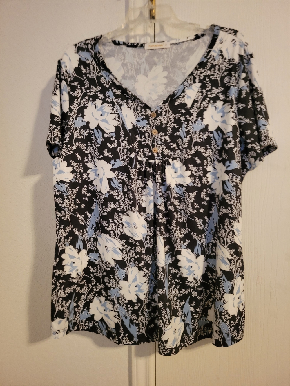 Floral V-Neck Short Sleeve Blouse - Black with White & Light Blue NWOT.